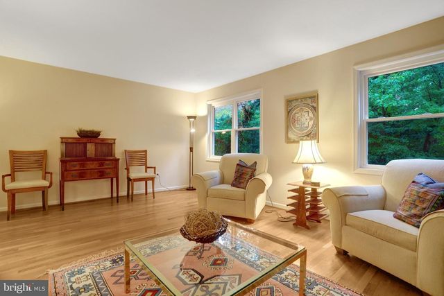 3375 ARDLEY CT, Falls Church, VA 22041