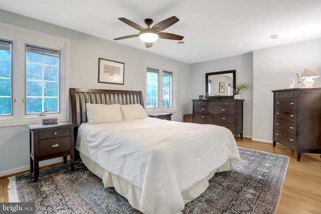 3375 ARDLEY CT, Falls Church, VA 22041
