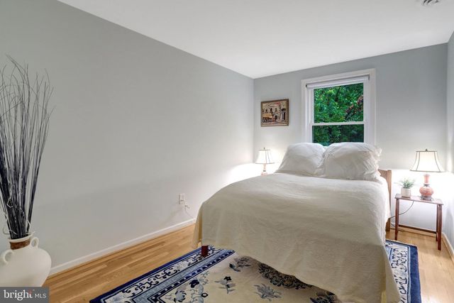 3375 ARDLEY CT, Falls Church, VA 22041