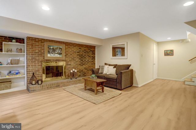 3375 ARDLEY CT, Falls Church, VA 22041
