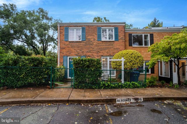 3375 ARDLEY CT, Falls Church, VA 22041