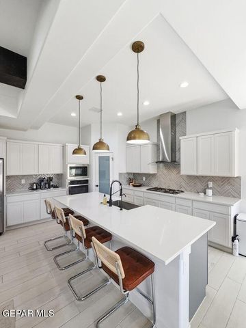 1109 BRONZE HILL Avenue, Santa Teresa, NM 88008