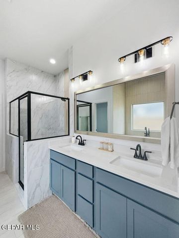 1109 BRONZE HILL Avenue, Santa Teresa, NM 88008