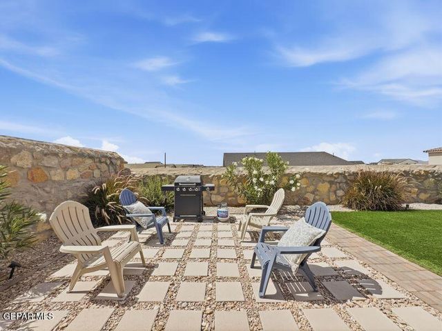 1109 BRONZE HILL Avenue, Santa Teresa, NM 88008