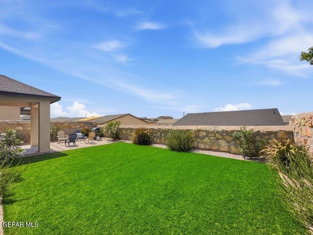 1109 BRONZE HILL Avenue, Santa Teresa, NM 88008