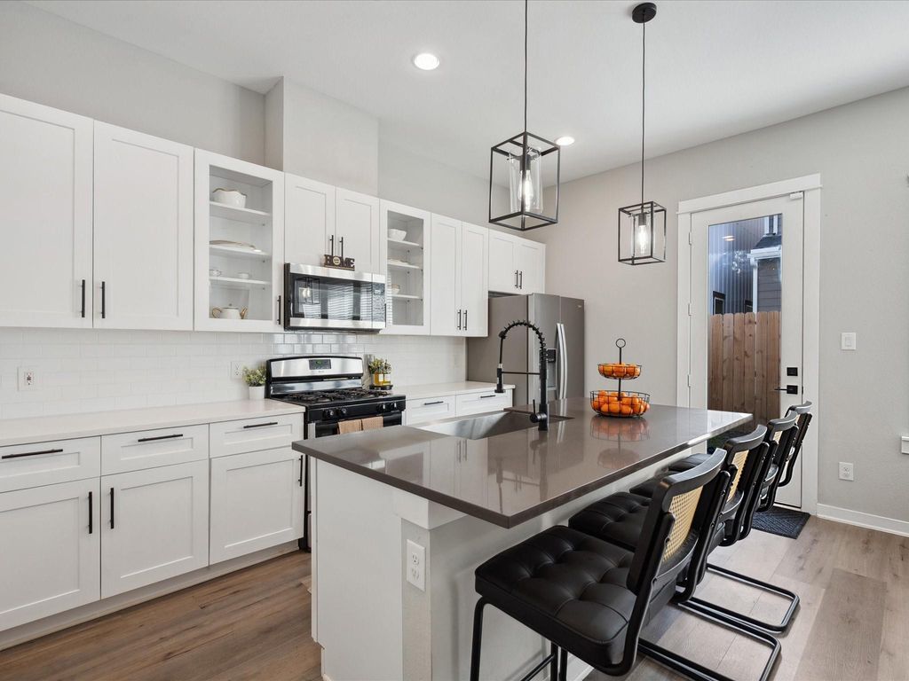 8411 Berry Brush Lane, Houston, TX 77022