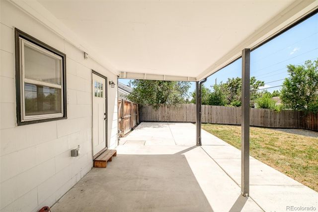 965 Lima Street, Aurora, CO 80010