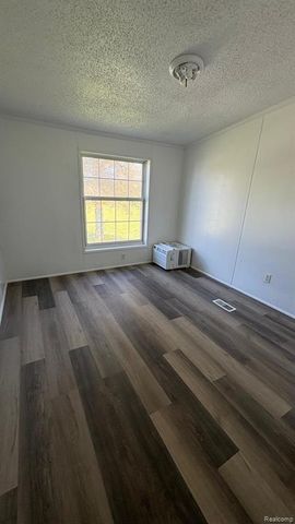 1832 E Carson City Road, Sheridan, MI 48884