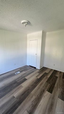 1832 E Carson City Road, Sheridan, MI 48884