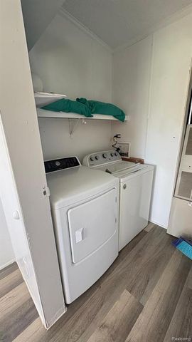 1832 E Carson City Road, Sheridan, MI 48884