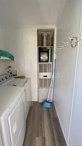 1832 E Carson City Road, Sheridan, MI 48884