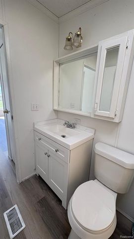 1832 E Carson City Road, Sheridan, MI 48884