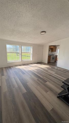 1832 E Carson City Road, Sheridan, MI 48884