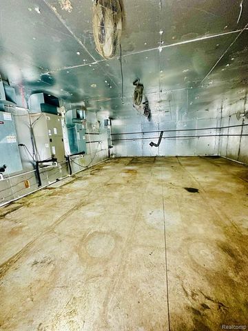 1832 E Carson City Road, Sheridan, MI 48884