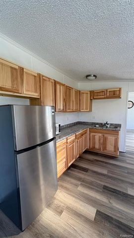 1832 E Carson City Road, Sheridan, MI 48884