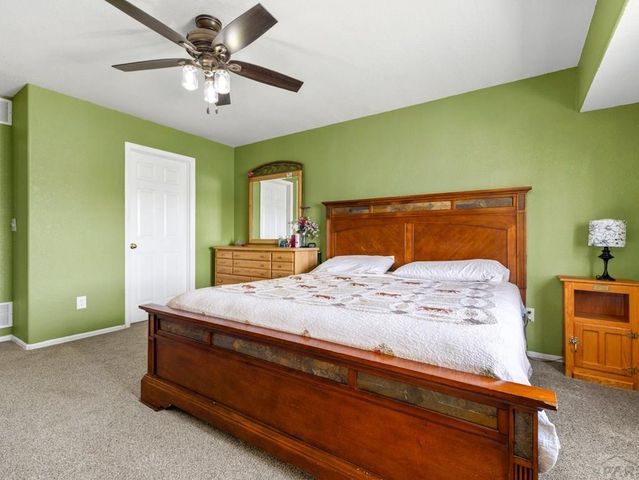 675 E McClave Dr, Pueblo, CO 81007