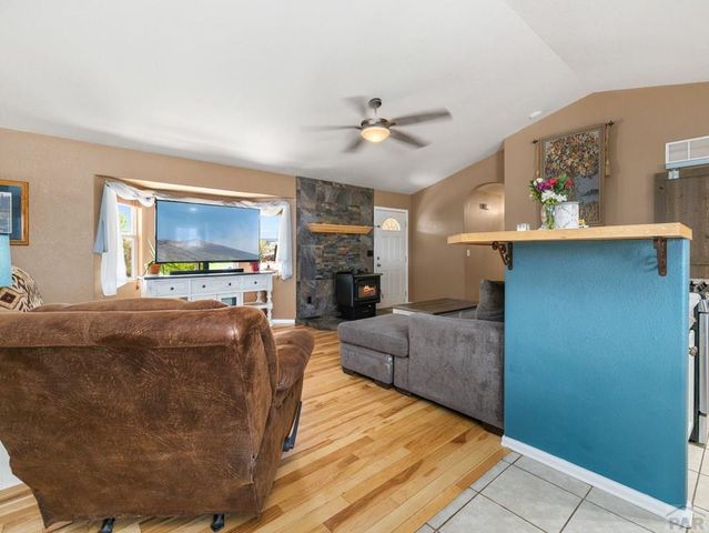 675 E McClave Dr, Pueblo, CO 81007