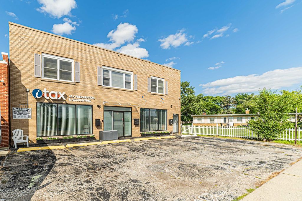 552 E Northwest Highway, Palatine, IL 60074 — photo 2