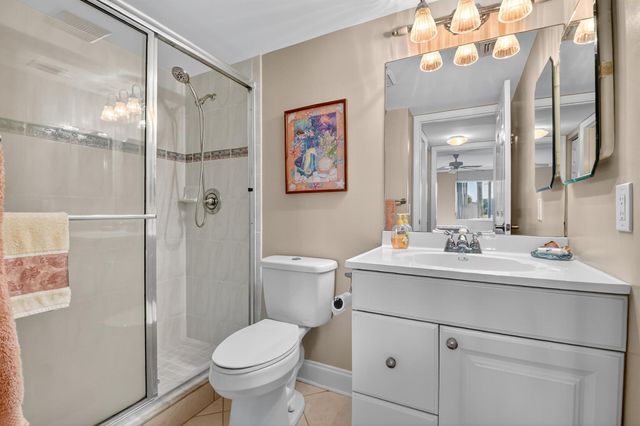 426 Pine Glen Lane A-1, Greenacres, FL 33463