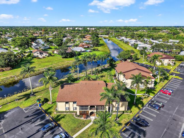 426 Pine Glen Lane A-1, Greenacres, FL 33463