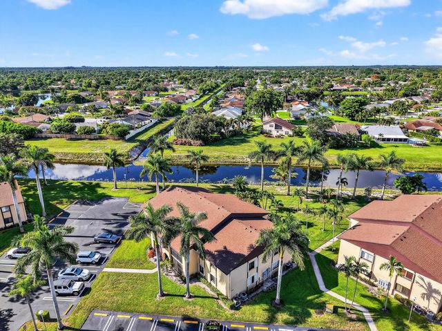 426 Pine Glen Lane A-1, Greenacres, FL 33463