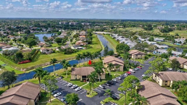 426 Pine Glen Lane A-1, Greenacres, FL 33463