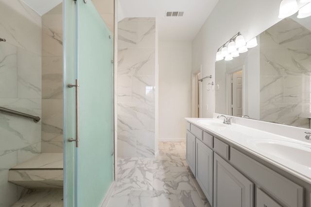 7510 Handen Drive, Rowlett, TX 75089