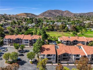 1980 Las Colinas Circle 301, Corona, CA 92879