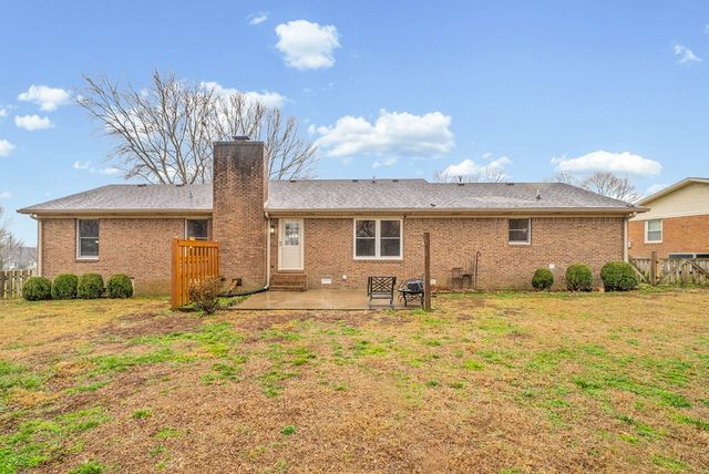 1108 Walnut Court, Hopkinsville, KY 42240