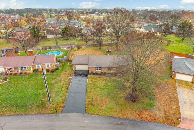 1108 Walnut Court, Hopkinsville, KY 42240