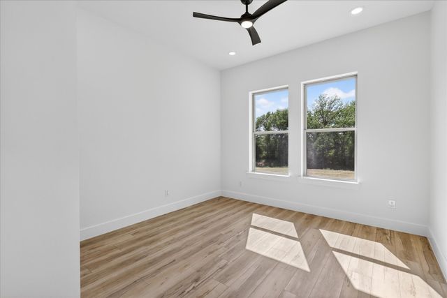 182 Briar Patch Road, Boyd, TX 76023