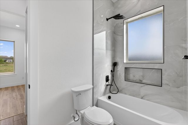 182 Briar Patch Road, Boyd, TX 76023