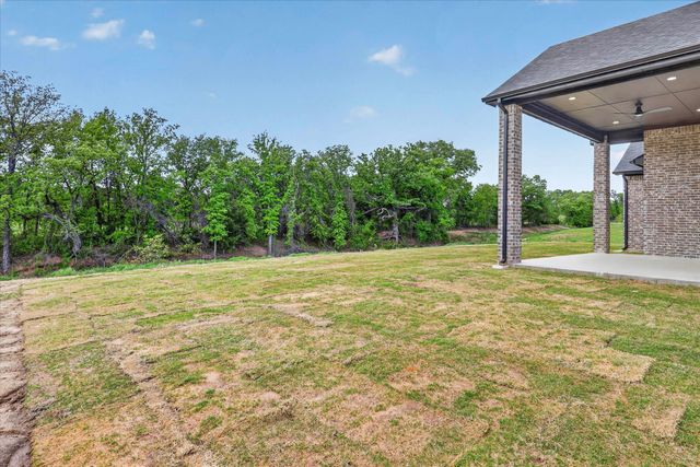 182 Briar Patch Road, Boyd, TX 76023