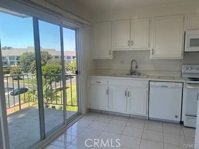 102 Scholz 228, Newport Beach, CA 92663