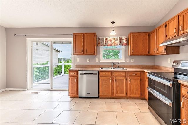 3267 Lupine Drive, Arnold, MO 63010
