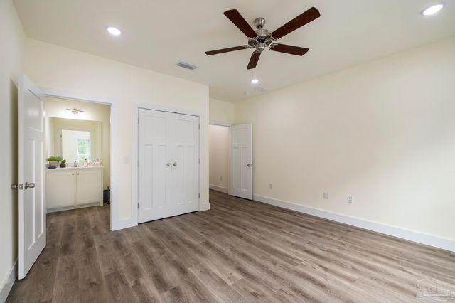 1915 W Chase St, Pensacola, FL 32502