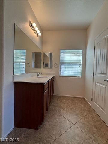 9499 Alma Ridge Avenue, Las Vegas, NV 89178