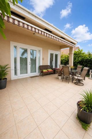 1853 NW 130th Avenue, Pembroke Pines, FL 33028