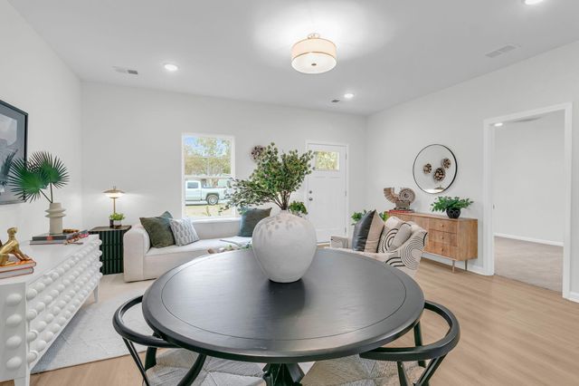 5131 Delta Street, North Charleston, SC 29406