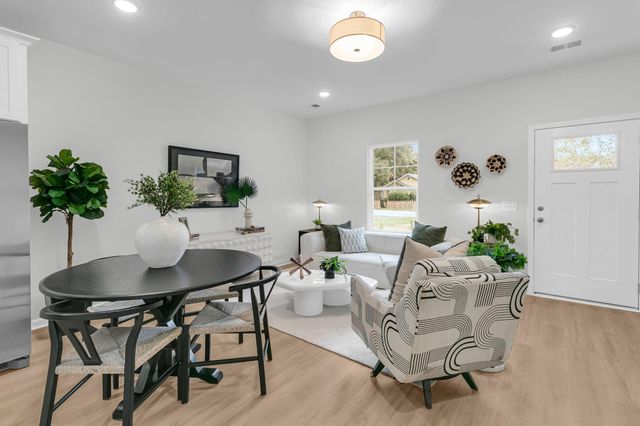 5131 Delta Street, North Charleston, SC 29406