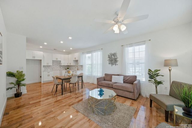 235 Wainwright, San Antonio, TX 78211