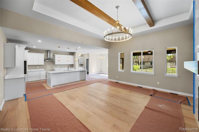 35071 Woodside Drive, Richmond, MI 48062