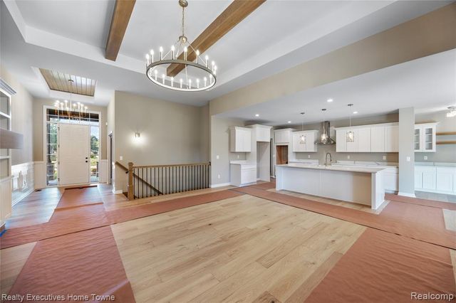 35071 Woodside Drive, Richmond, MI 48062