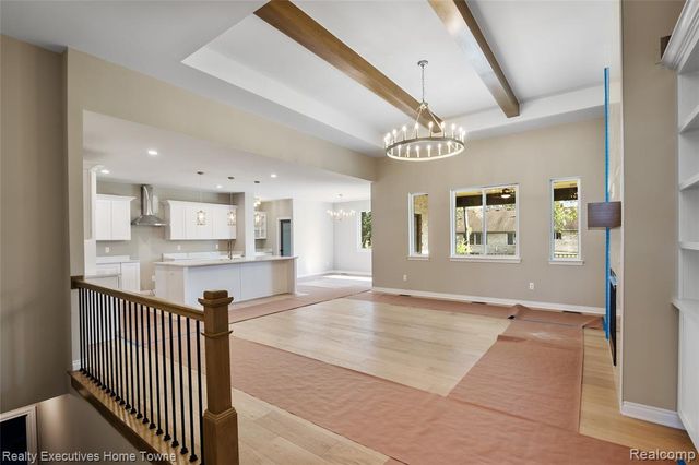 35071 Woodside Drive, Richmond, MI 48062