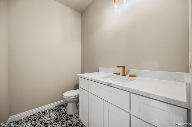 35071 Woodside Drive, Richmond, MI 48062