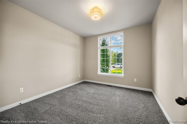 35071 Woodside Drive, Richmond, MI 48062