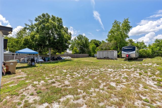 11426 LAKEVIEW DRIVE, Leesburg, FL 34788