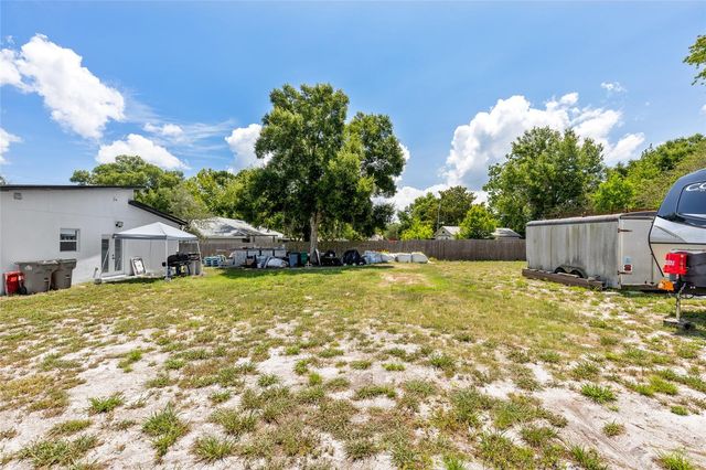 11426 LAKEVIEW DRIVE, Leesburg, FL 34788