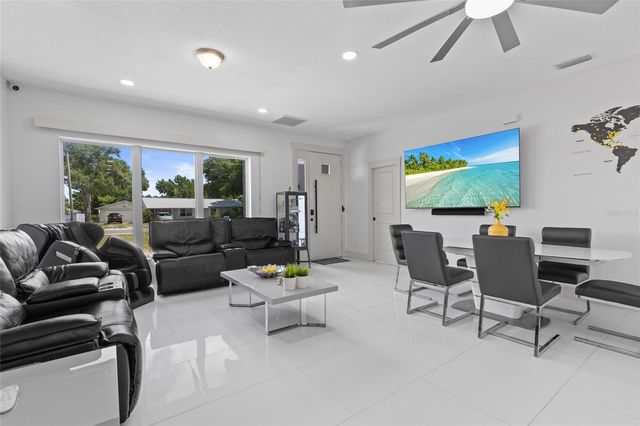 11426 LAKEVIEW DRIVE, Leesburg, FL 34788