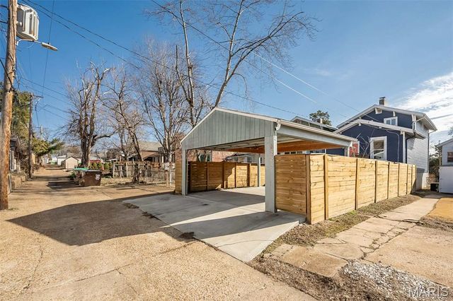 6223 W Park Avenue, St Louis, MO 63139